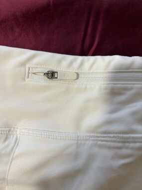 White lululemon skirt size 2